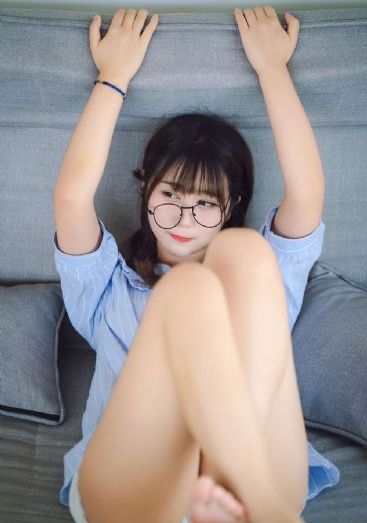 被几个人玩得站不起来_未删减完整版